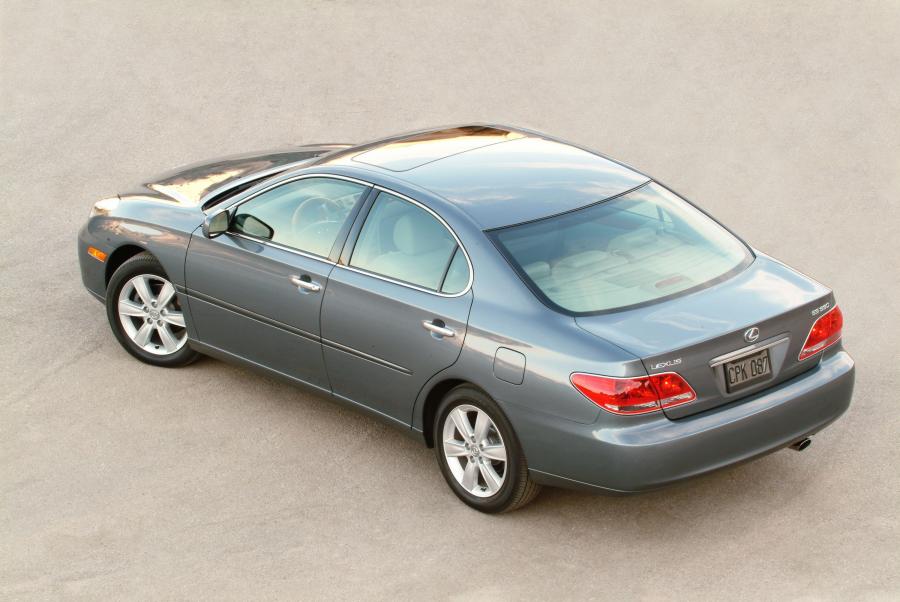  Lexus ES330 2005 года  (фото 14 из 16)